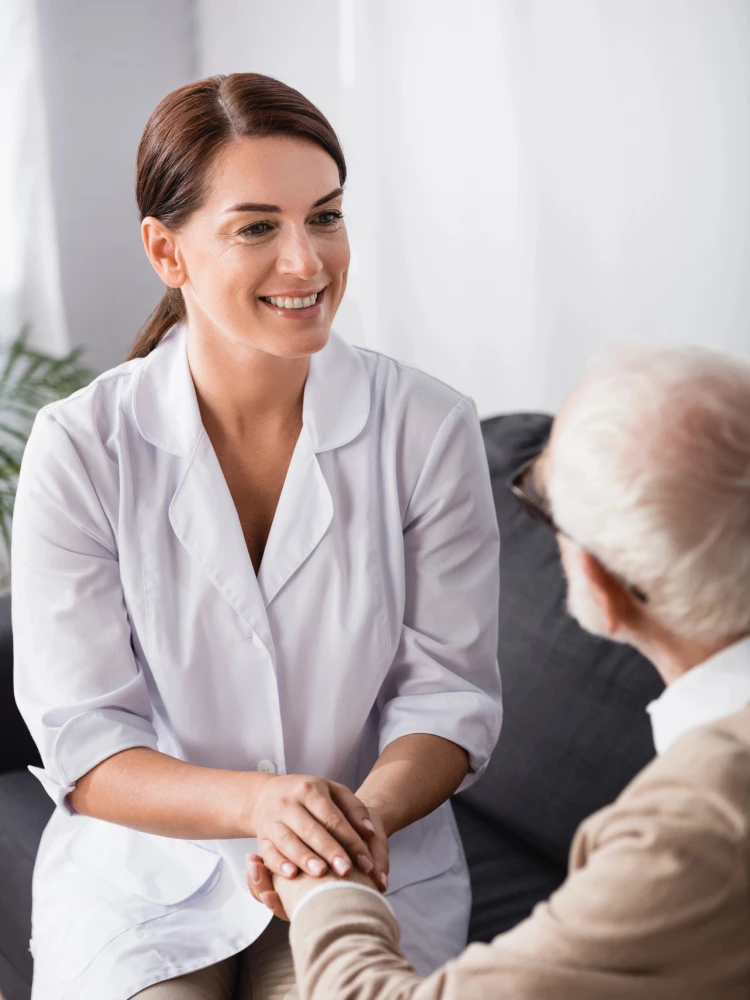 Home medication review conducted by a pharmacist for an older adult